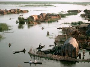 wk17-AUG-books-arab-marshes